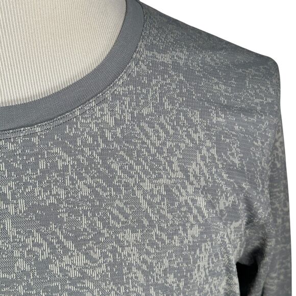 Lululemon Swiftly Breathe Top Womens 14 Long Sleeve Gray Silverescent Activewear - Picture 3 of 10